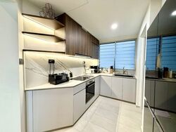 The Bayshore (D16), Condominium #557558301